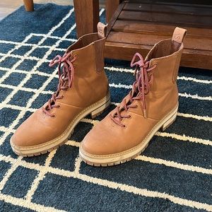 Gently used Toms Frankie Boot